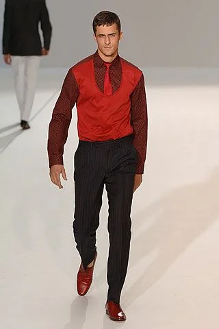 Look 16